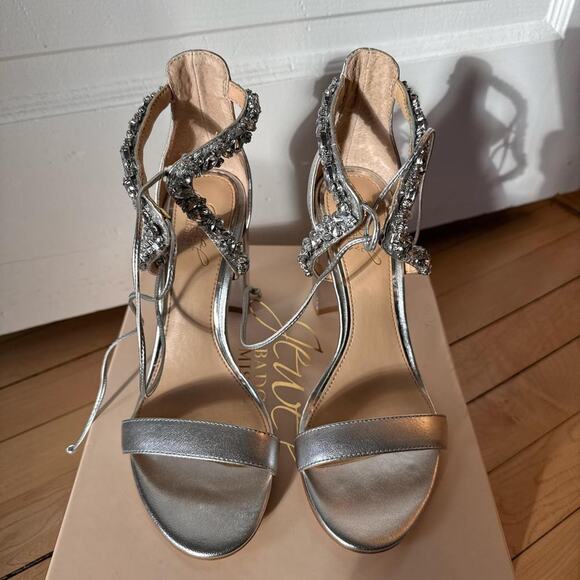NWT Badgley Mischka Silver Crystal Rhinestone Strappy Heels Sandals Bridal 7 - Picture 2 of 4